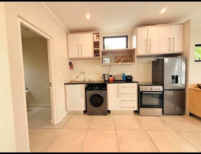 1 BEDROOM PROPERTY TO RENT IN BRYANSTON